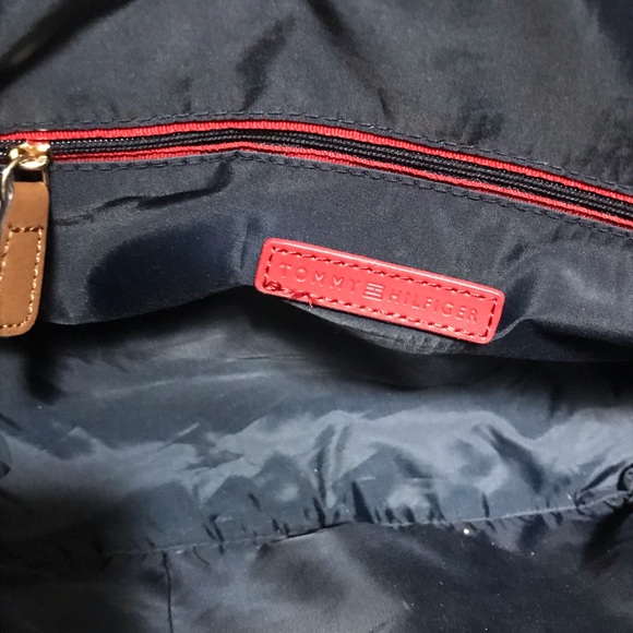 TOMMY HILFIGER Dark Chocolate monogram tote - Picture 6 of 8